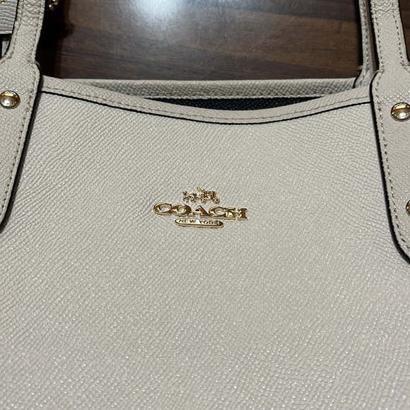 Coach Reversible City Shoulder Tote
Black/White - Picture 6 of 14